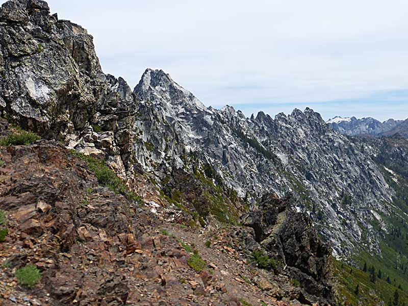 Sawtooth Ridge in Trinity Alps