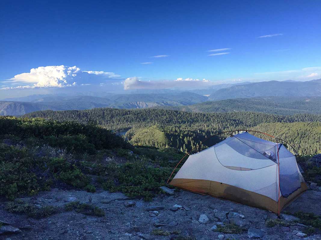 Ridge line campsite with pyrocumulus cloud from the Roxie Fire